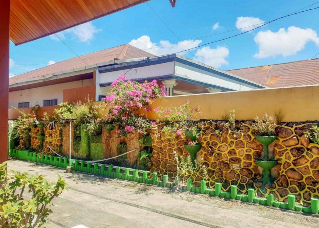 Hotel Mario Pulana Bone Watampone Exterior foto